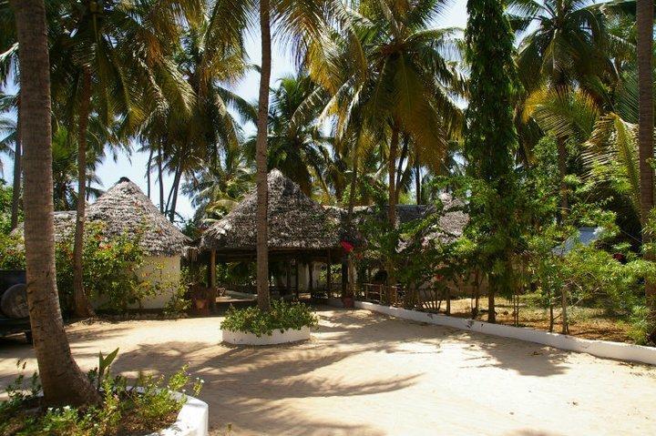 Ndame Beach alojamiento Paje Exterior foto